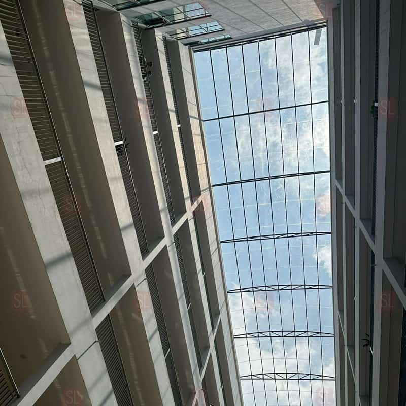 Tấm nhựa polycarbonate lấy sáng tối ưu