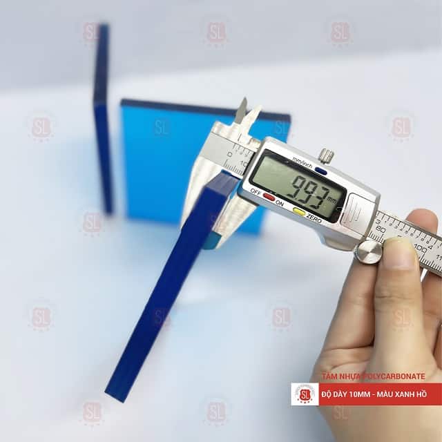 Tấm Polycarbonate đặc ruột 10mm 6