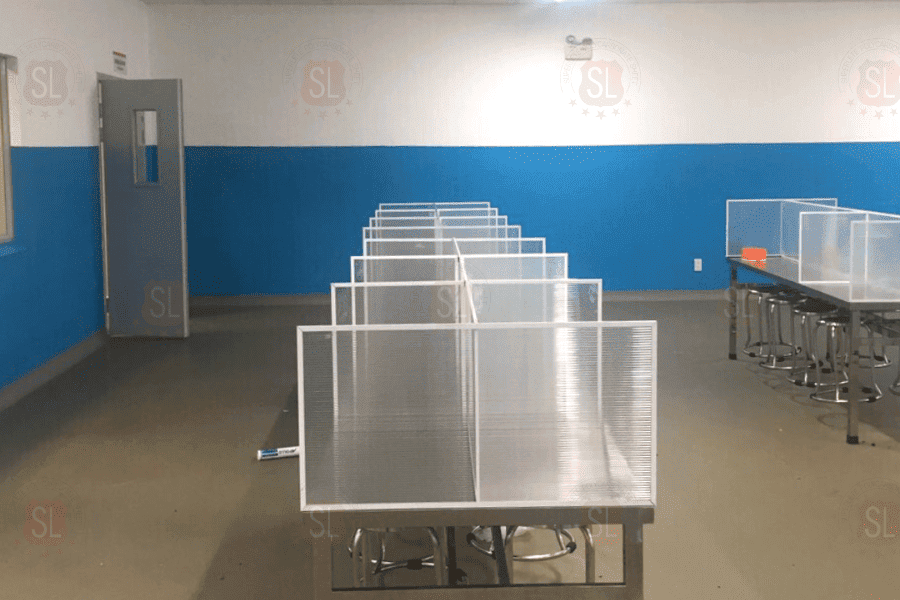 Vách ngăn bàn ăn nhà máy tại Thường Tín-4 Vách ngăn bàn ăn nhà máy tại Thường Tín-4